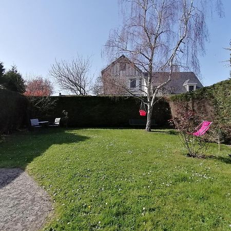 A La "Georgette" Et Son Jardin Avec Parking Villers-sur-Mer Exterior foto