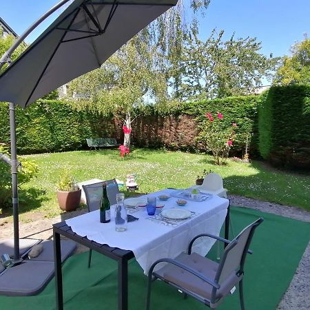 A La "Georgette" Et Son Jardin Avec Parking Villers-sur-Mer Exterior foto