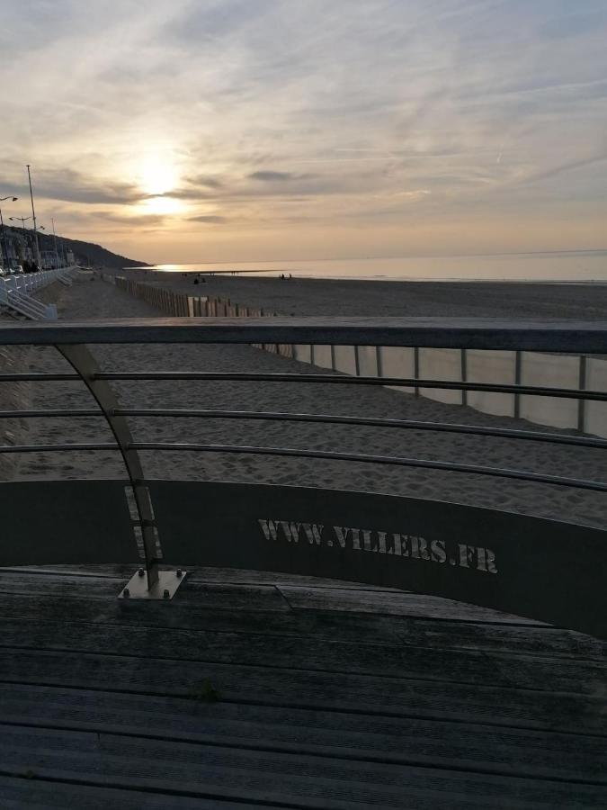 A La "Georgette" Et Son Jardin Avec Parking Villers-sur-Mer Exterior foto