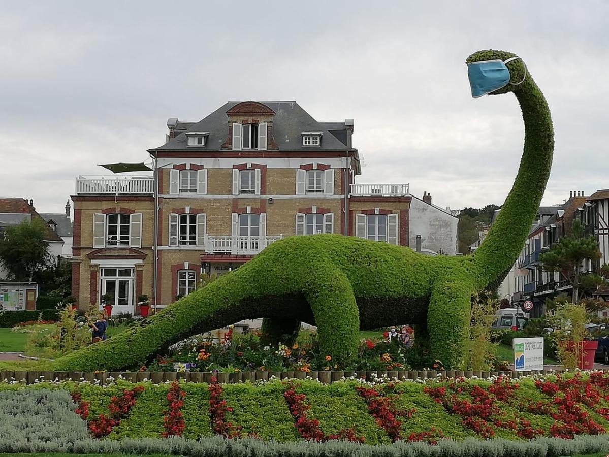 A La "Georgette" Et Son Jardin Avec Parking Villers-sur-Mer Exterior foto