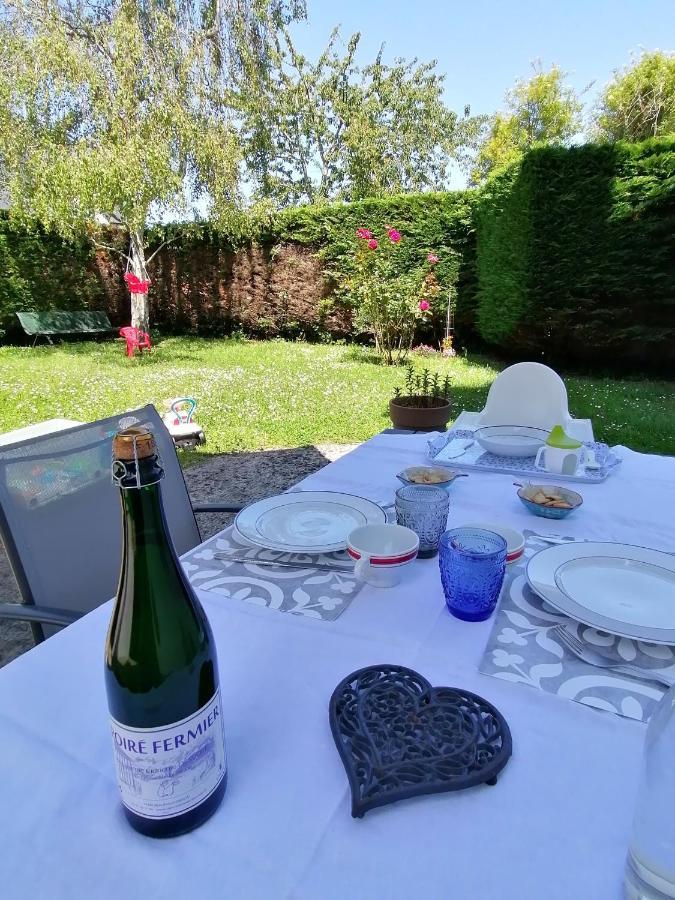 A La "Georgette" Et Son Jardin Avec Parking Villers-sur-Mer Exterior foto