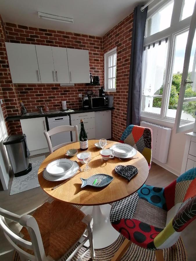 A La "Georgette" Et Son Jardin Avec Parking Villers-sur-Mer Exterior foto